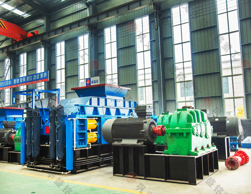 鞏義液壓對輥制砂機多少錢一臺？